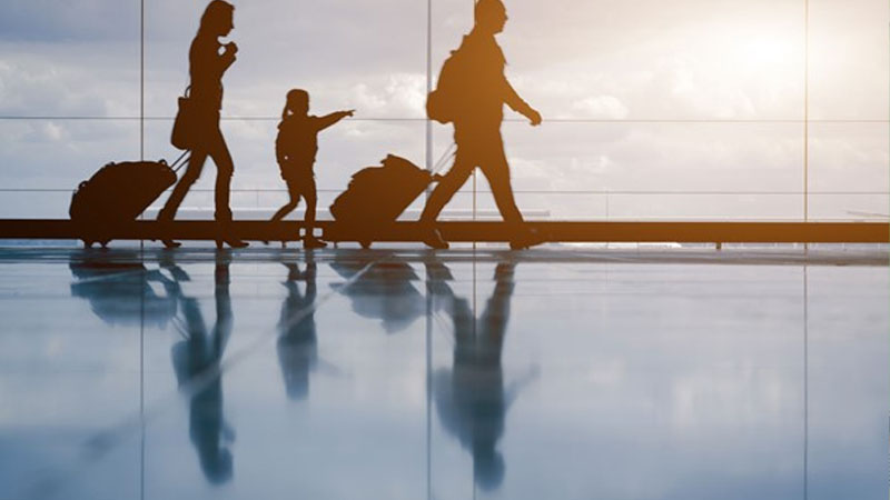 Traveling Bukan Sekadar Liburan, Ini Makna Sebenarnya